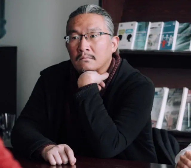 Мади Мамбетов: Карап турбашыбыз керек – аялдар күйөөлөрүнүн, аталарынын жана бейтааныш колунан ажал табууда