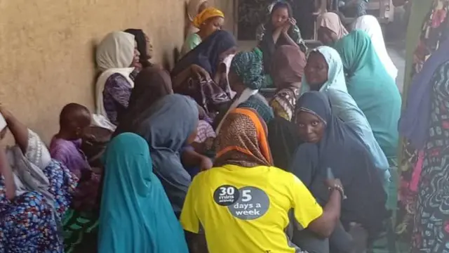 Aworan awọn to n kẹdun nile oloogbe