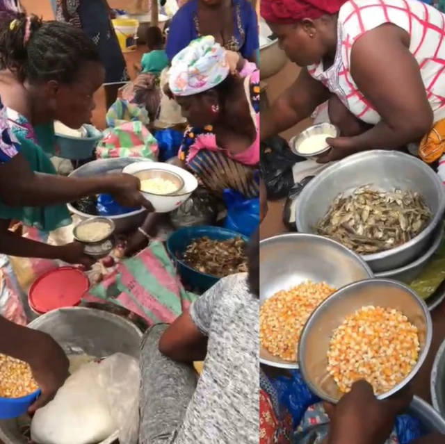 Des femmes qui échangent des produits dans un marché
