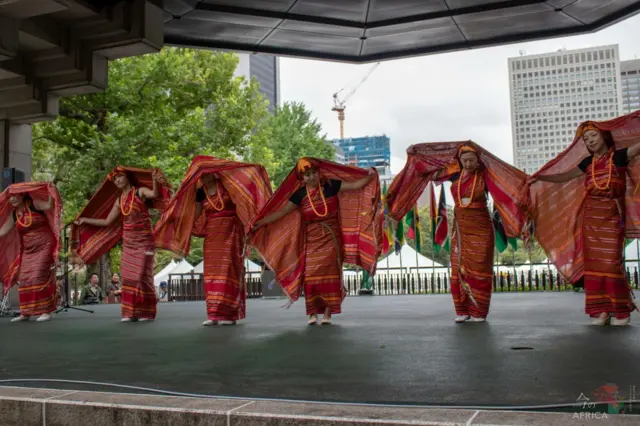 ጃፓኖች በሶማሌ ባሕላዊ አልባሳት