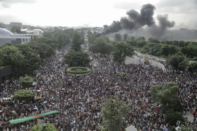 வங்கதேச பிரதமர் ராஜினாமா