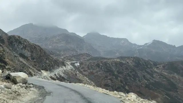 બુમ-લા પાસ