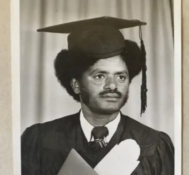 Barataa qaroos turan