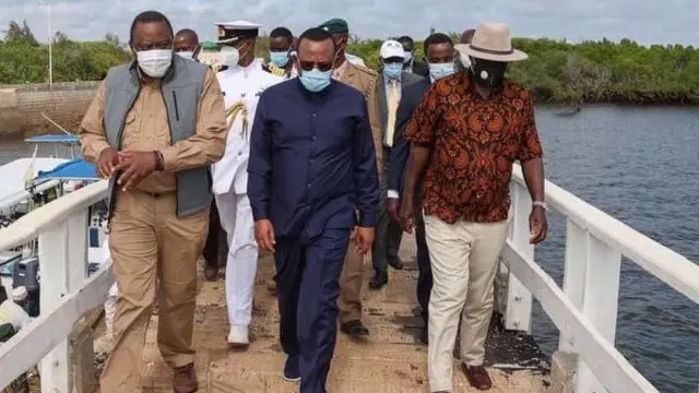 Raila Odinga oo booqasho ku wehliya Raysal wasaaraha Itoobiya iyo madaxweynihii hore ee Kenya