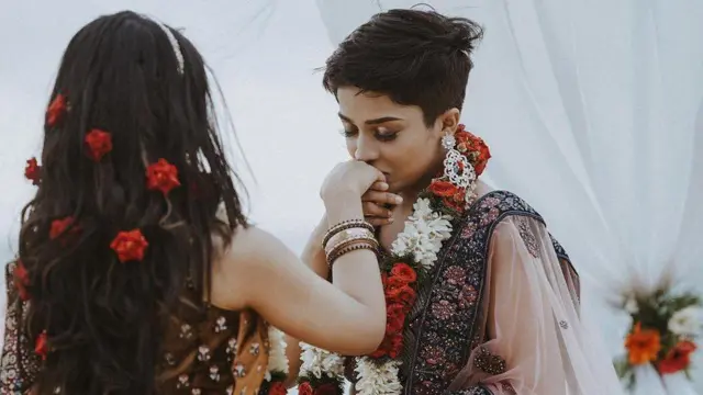 नूरा आणि अधिला : केरळच्या लेस्बियन 'वधू' 