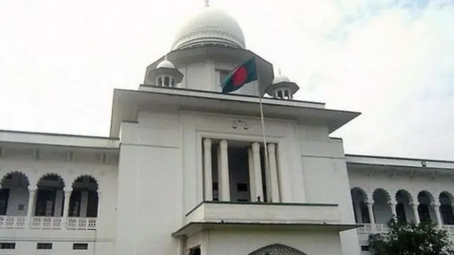 হাইকোর্ট একটি রুল জারি করে জানতে চেয়েছে যে, উপজেলা পরিষদের নির্বাচিত প্রতিনিধির থেকে নির্বাহী কর্মকর্তার ক্ষমতা কেন বেশি হবে।