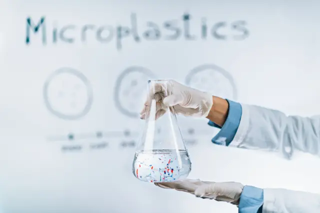 miskroplastik