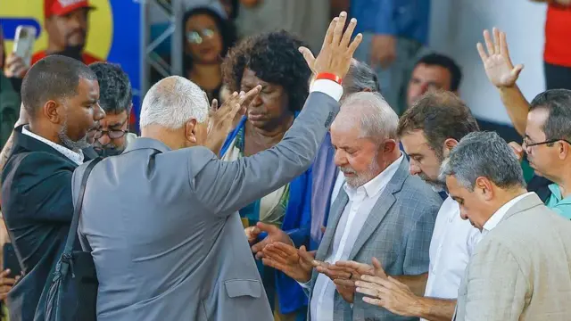 Tsohon shugaba Lula a wani taro da 'yan darikar Ibanjilika de Janeiro in September 2022