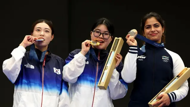 Kim Yeji, 2024 Paris Olimpiyatları'nda gümüş madalya kazandı ve baskı altındaki sakin tavrıyla dikkat çekti