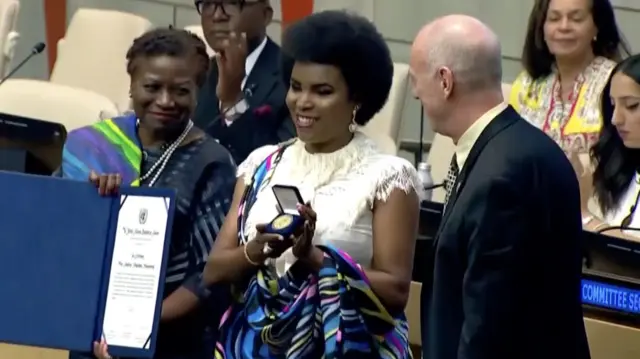 Angeline Ndayubaha Ndayishimiye yakira agashimwe yagenewe na ONU