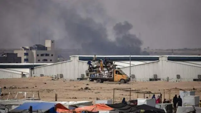 ရာဖာ အနောက်ဘက်ခြမ်းကနေ လူတွေ ထွက်ပြေးနေရ