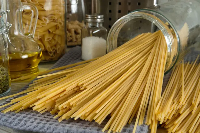 Espaguete cru