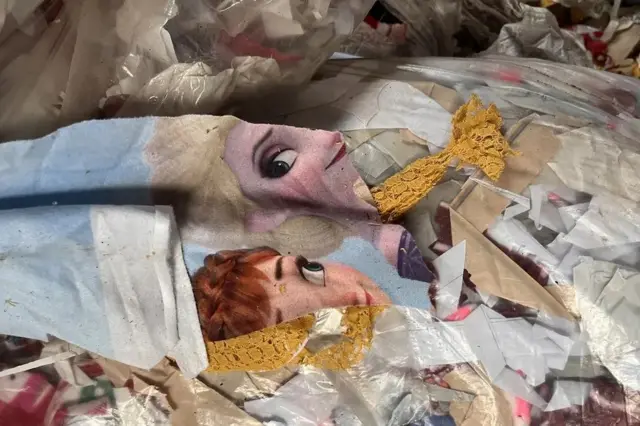 เศษผ้าจากการ์ตูน 