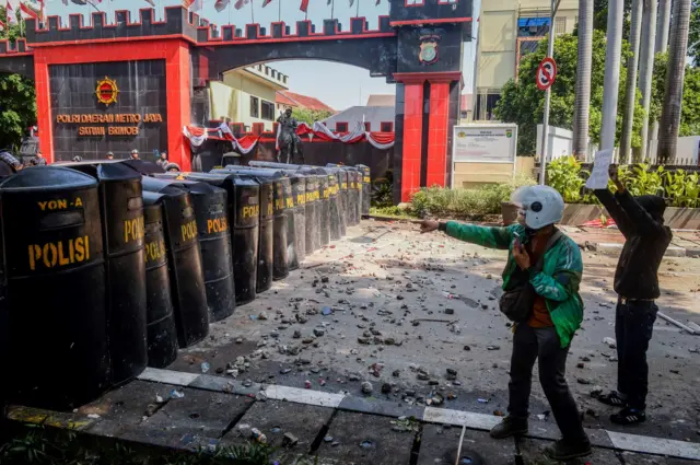 Brimob, demo ojol, affan kurniawan