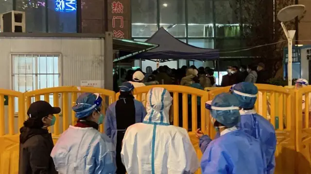 चीनमध्ये कोरोनाचा वाढता संसर्ग 