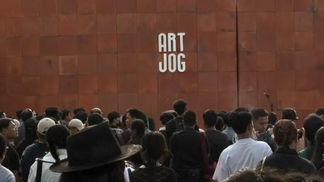 Suasana pembukaan ArtJog 2026 pada Jumat (19/06).
