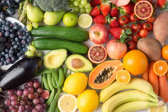 Alimentation saine, assortiment de fruits et légumes