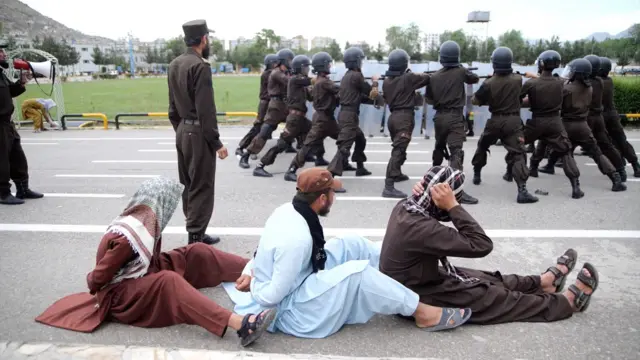 افغان پولیس اکیڈمی میں مشقیں
