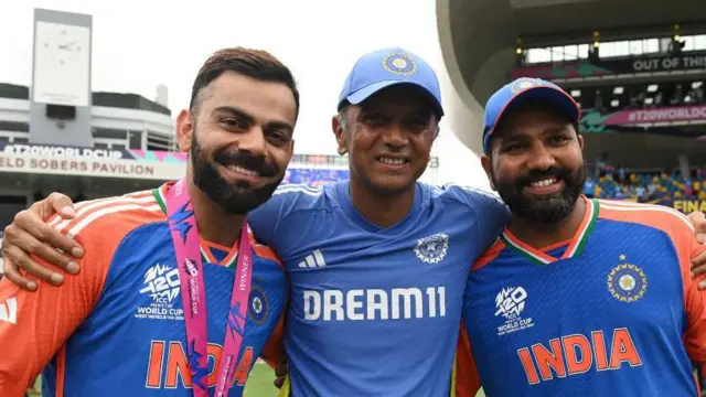 जून 2024 में बारबाडोस में दक्षिण अफ़्रीका के ख़िलाफ़ खेले गए मैच के बाद भारतीय टीम आईसीसी टी20 विश्व कप चैंपियन बनी थी