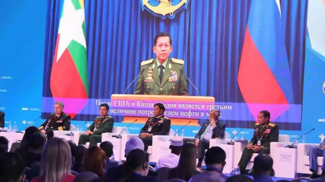 ဗိုလ်ချုပ်မှူးကြီး မင်းအောင်လှိုင်က Video Message ပေးပို့