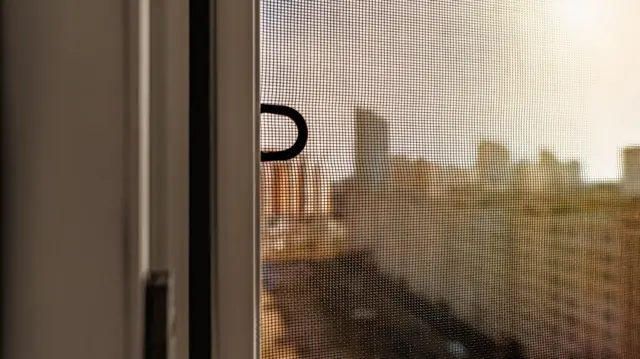 కిటికీలకు తెరలు