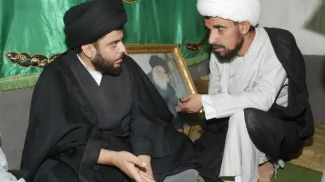 Mukteda Es-Sadr 2003'te Irak'ın Necef kentinde