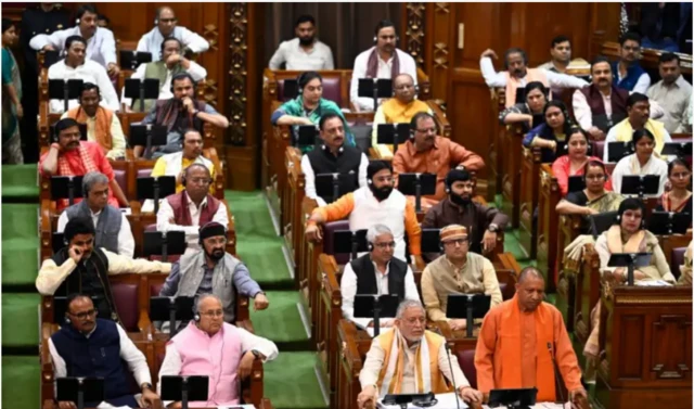 யோகி ஆதித்யநாத்