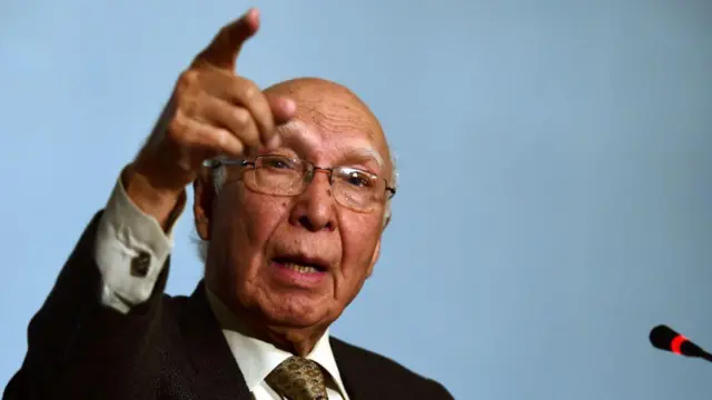 سرتاج عزیز