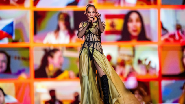 Sertab Erener