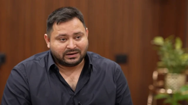 लालू यादव के परिवार में तेजस्वी यादव के वर्चस्व पर नाराज़गी 