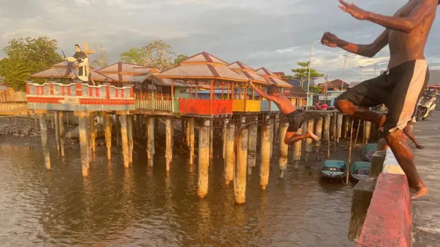 Agats, Pelabuhan Agats, sungai, Asmat, Papua Selatan