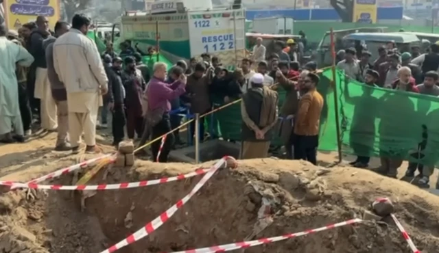 لاہور، مین ہول، سیوریج