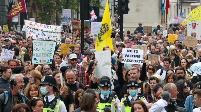 تصویری از اعتراض مردم