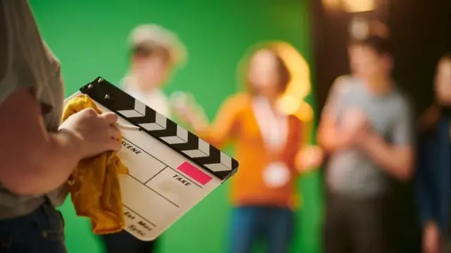 ஹேமா கமிட்டி அறிக்கை: தமிழ் சினிமாவில் பெண் கலைஞர்கள் பாதுகாப்பாக இருக்கிறார்களா?