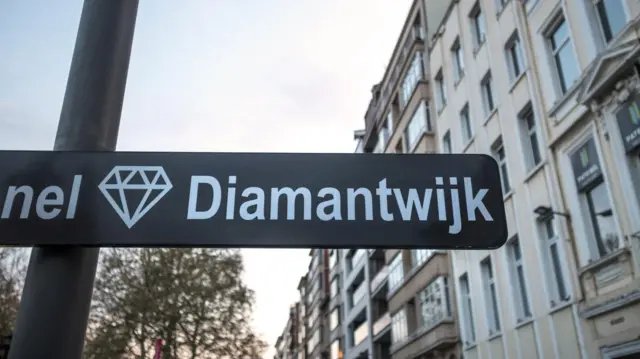 ਐਂਟਵਰਪ ਦਾ ਹੀਰਾ ਜ਼ਿਲ੍ਹਾ ਛੋਟਾ ਹੈ