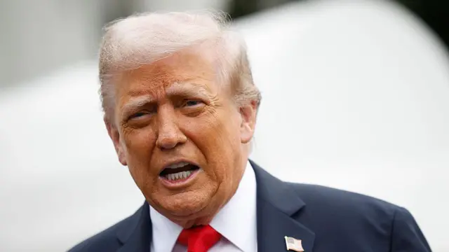 Tiraamp gaazexeessichi ''baayyee Awustiraaliyaa hubaa jira,'' jedhe