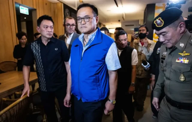 تھائی لینڈ کے نائب وزیر اعظم