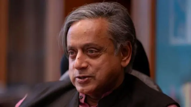 शशी थरूर