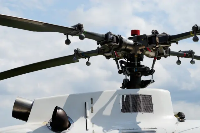 Huey II waa diyaaradaha nooca helikobterka ee loo yaqaan Bell UH-1H, oo la casriyeeyay. 