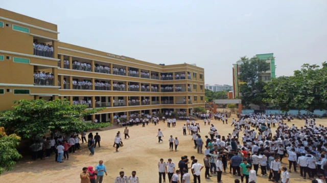 নাছিমা কাদির মোল্লা হাই স্কুল অ্যান্ড হোমস প্রাঙ্গণ