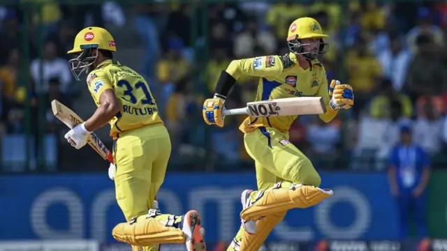 ऋतुराज गायकवाड, डेव्हॉन कॉनवे, धोनी, चेन्नई, दिल्ली