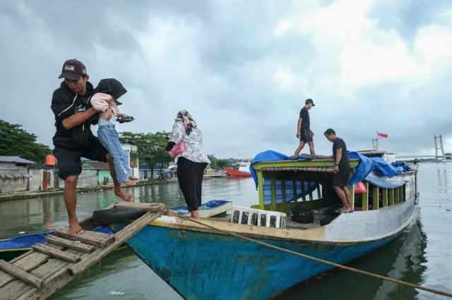 Pulau kecil Indonesia