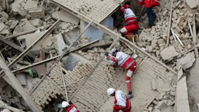 Tehranda dağıntılar