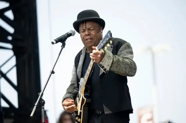 Tito aheruka kuboneka aririmba anacuranga muri Fool in Love Festival muri California tariki 31 Kanama(8)