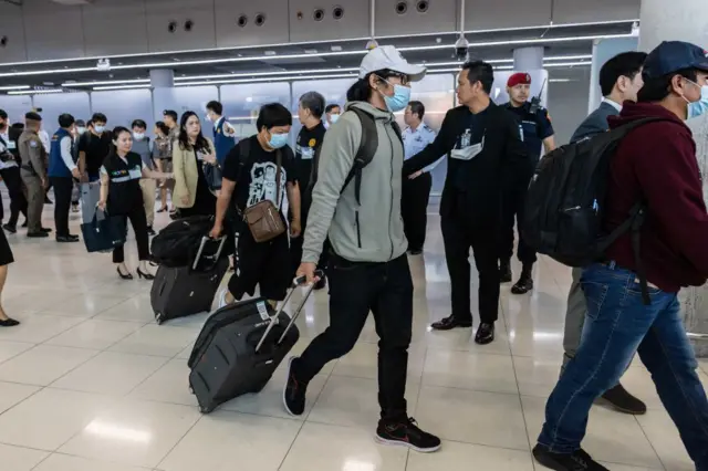 Израилдеги кооптуу аймактардан куткарылган Тайланд жарандары