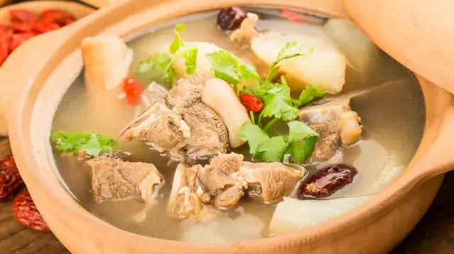 Chef Ragil merekomendasikan memasak daging kurban dengan disup, untuk menghindari aroma 'prengus'.