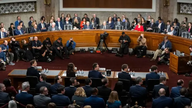 সেনেট কক্ষ।