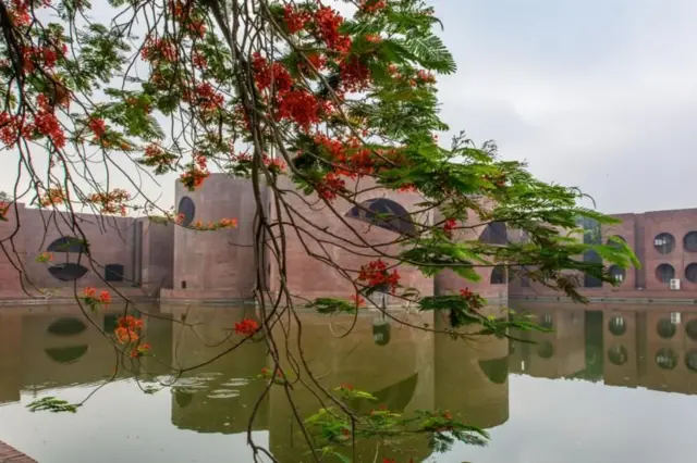 জাতীয় সংসদ ভবন