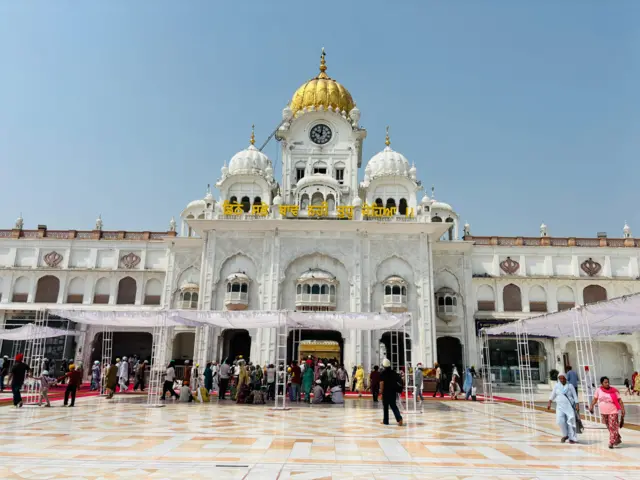 ਸ੍ਰੀ ਅਕਾਲ ਤਖਤ ਸਾਹਿਬ ਦੀ ਤਸਵੀਰ