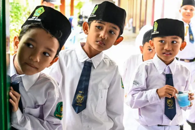 anak sekolah